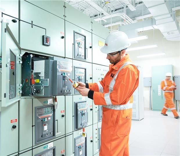 LT panel, distribution board and UPS installation work in Mumbai